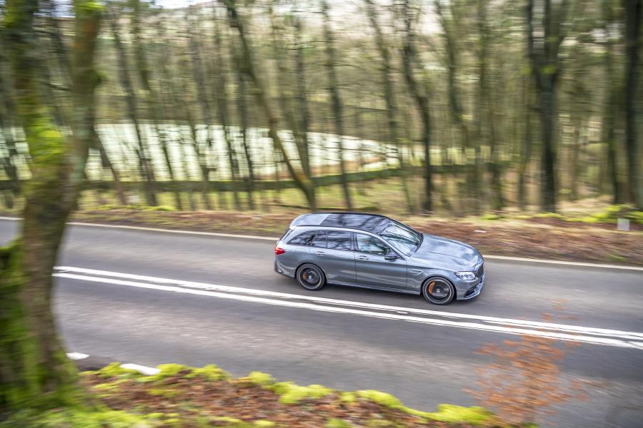  Mercedes-AMG C63 S Estate (S205) 2018 года  (UK) (фото 10 из 36)